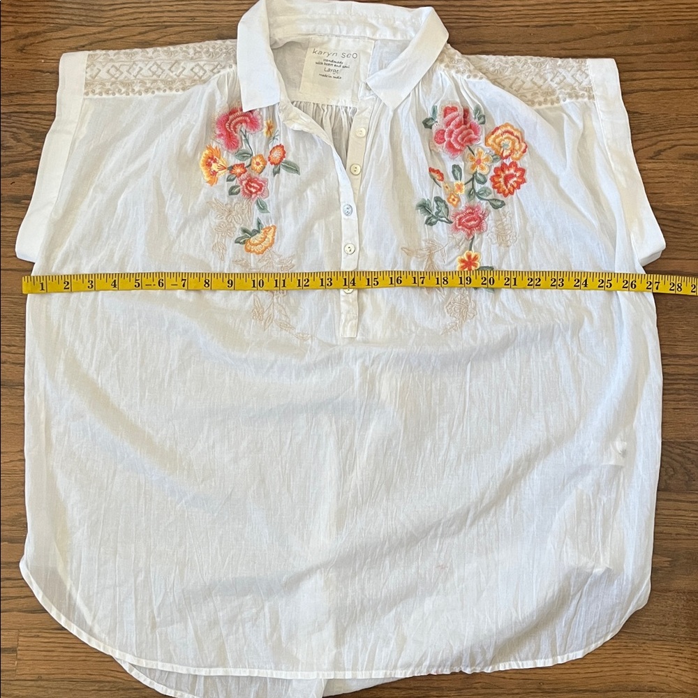 Karyn Seo Anni Cotton Embroidered Point Collar Short Sleeve Blouse - Picture 13 of 14